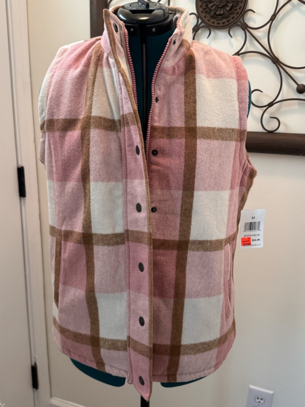 Canyon Guide Plaid Quilted Vest in Pink, Tan & White Very Cute - Size Medium NWT